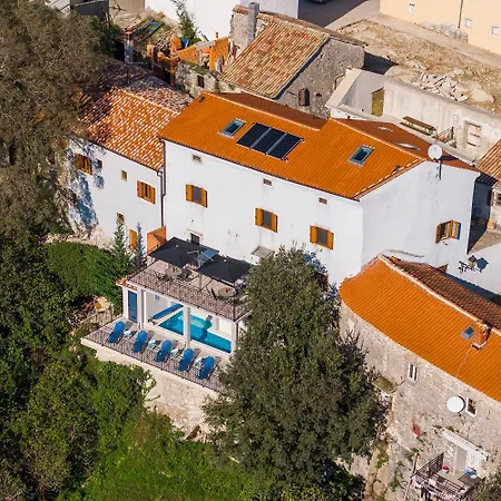 Modernes Mit Traumhafter Aussicht, Pool, Privatparkplatz, Wifi דירה